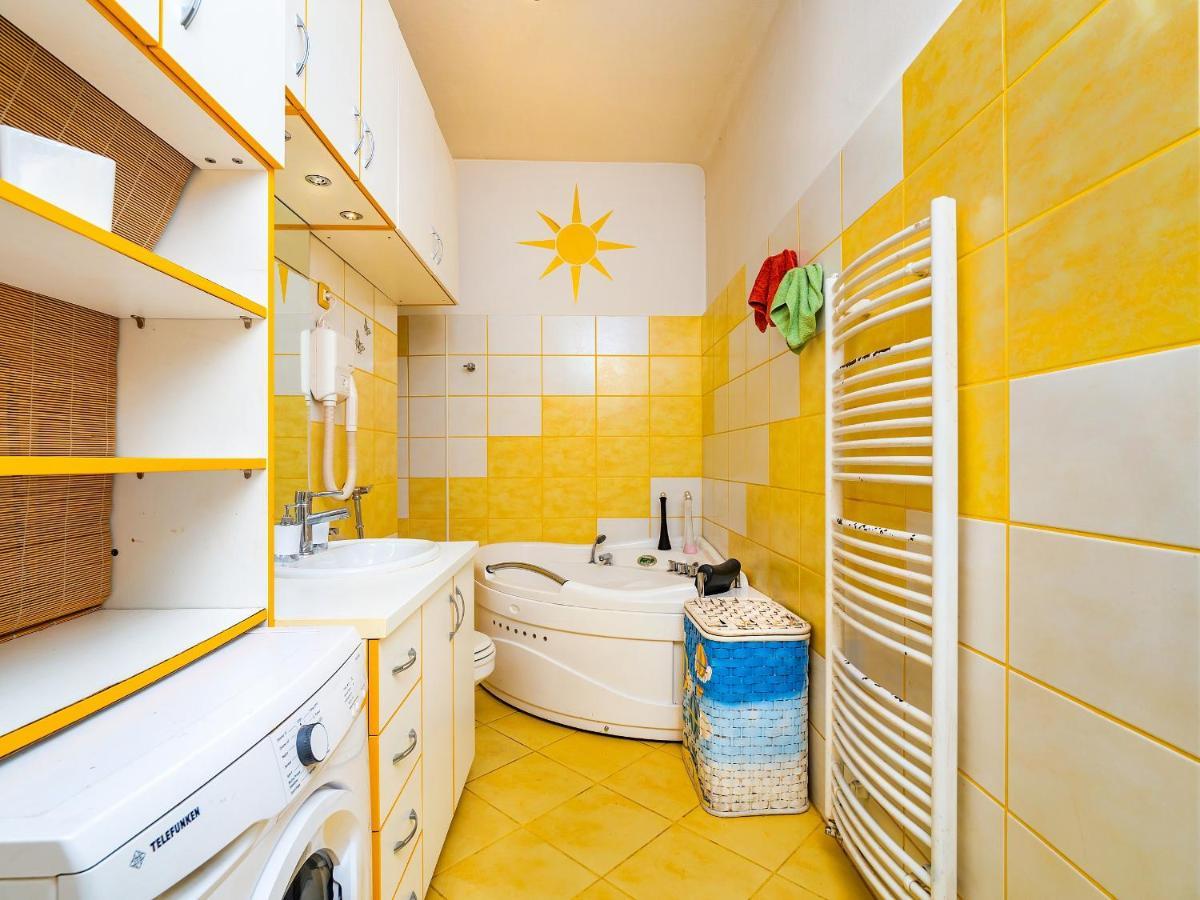 Grand Apartment In Strict Center Of Rijeka Exterior foto