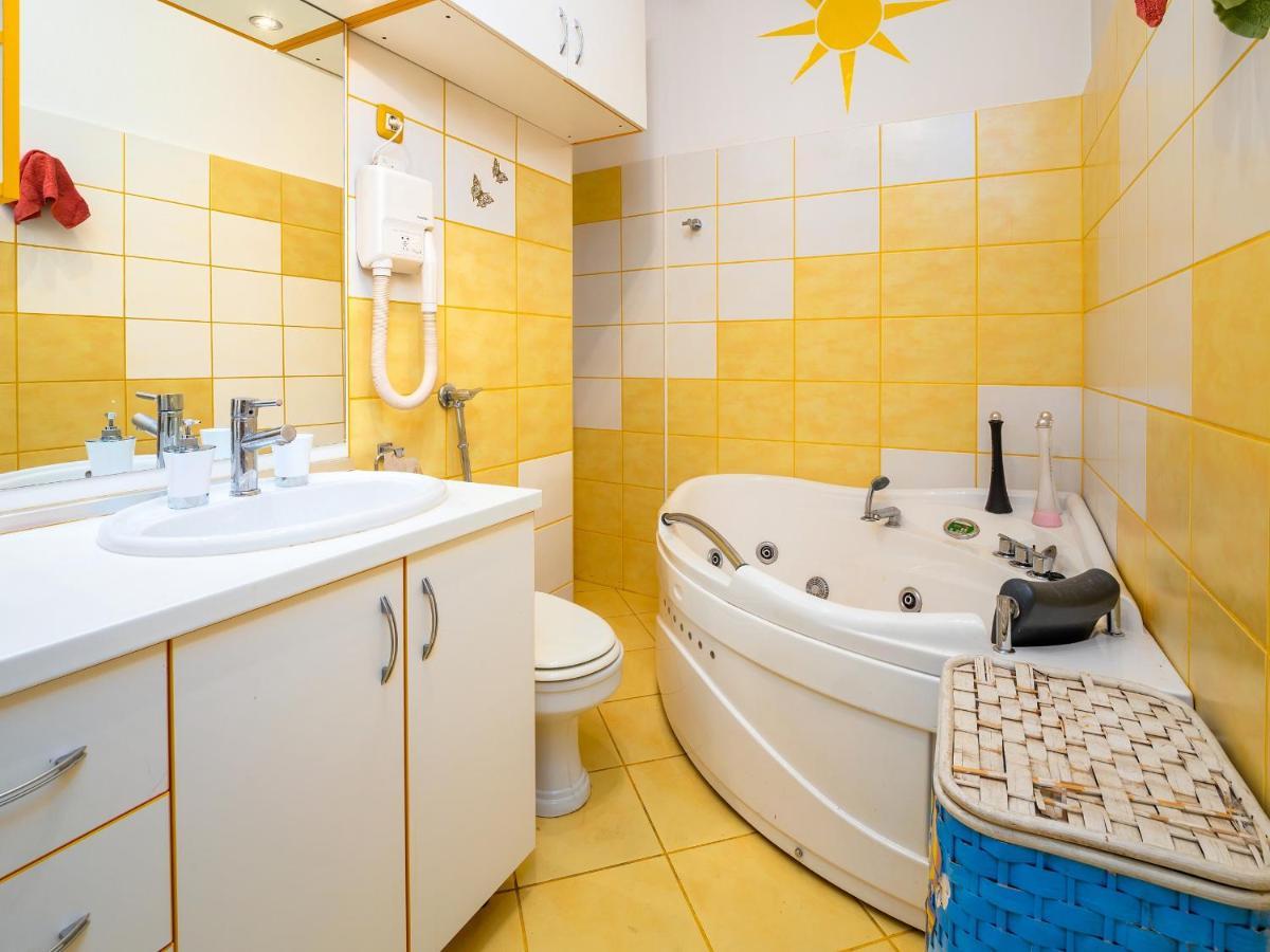 Grand Apartment In Strict Center Of Rijeka Exterior foto